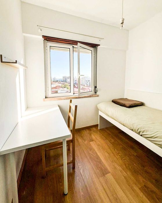 Quartos para alugar em zona de prestigio - Campo Grande/Alvalade