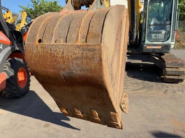 Гусеничний екскаватор Yanmar B7-5B