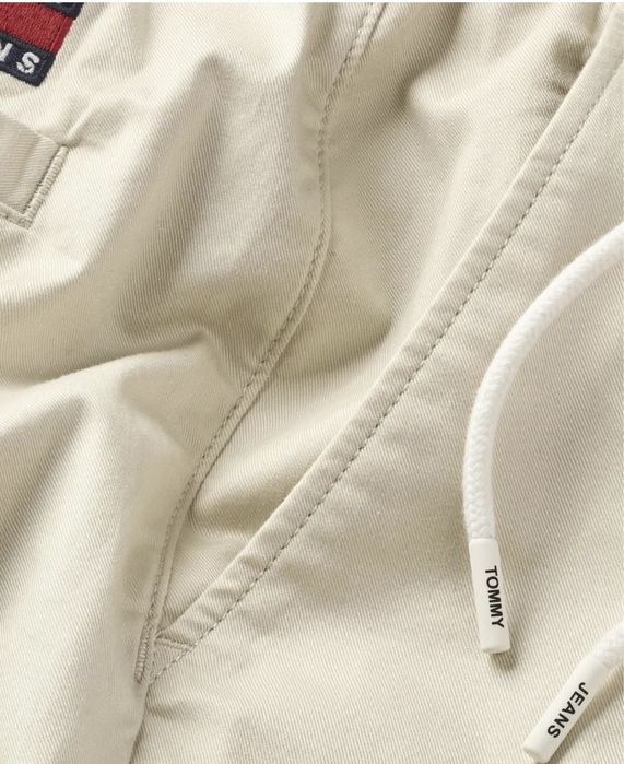 Штани карго від Tommy Hilfiger