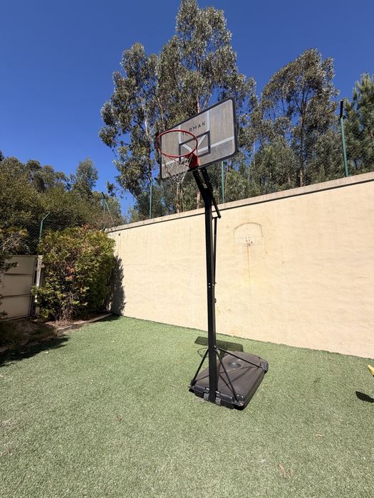 Tabela de Basquetebol TARMAK B100 PRO – Nova na Caixa – Regulável 2,40–3,05 m