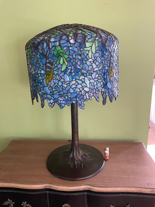 Sprzedam lampę witrażowa wisteria duża tiffani replika