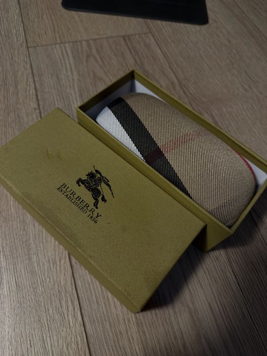 Okulary  Burberry nowe z opakowaniem