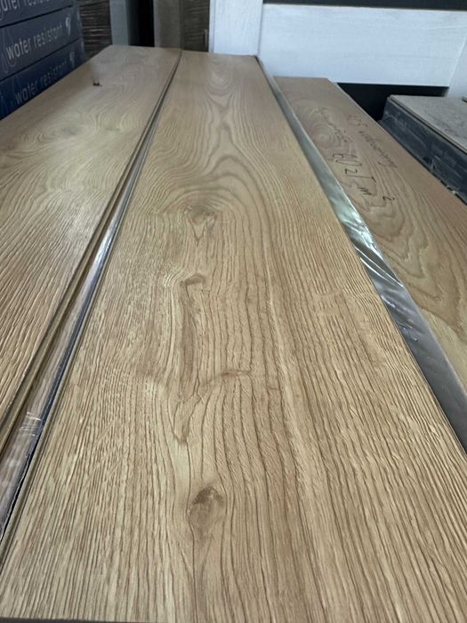 Classen Panel podłogowy Dąb Catania 56601 AC5 8mm WODOODPORNY