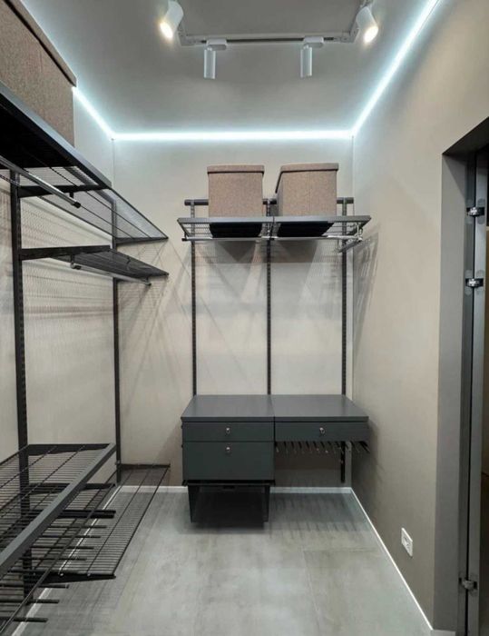 Продам 3 комнатную квартиру с ремонтом