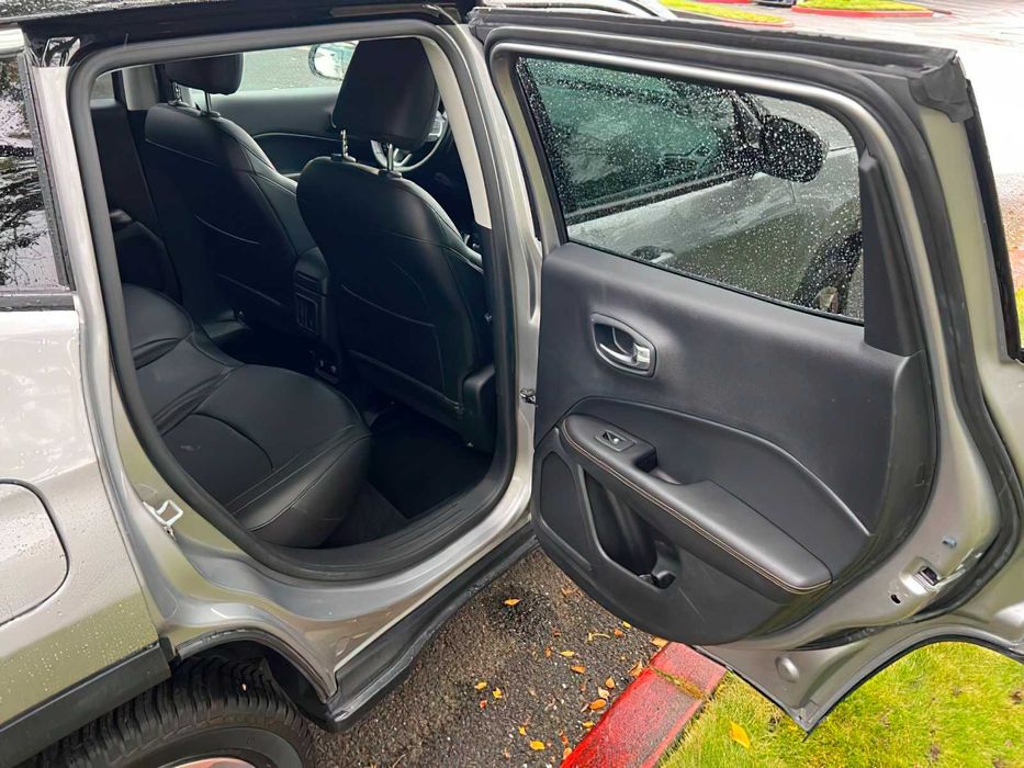 Jeep Compass      2019