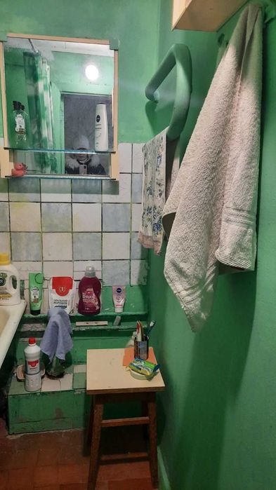 сдам комнату в 2-к.квартире для 1-2 человек, метро Оболонь