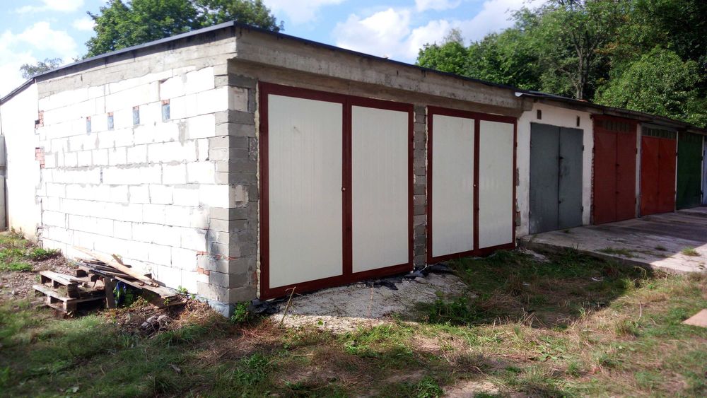 Garaż 18/32m² Brzeg Dolny oś.FABRYCZNE