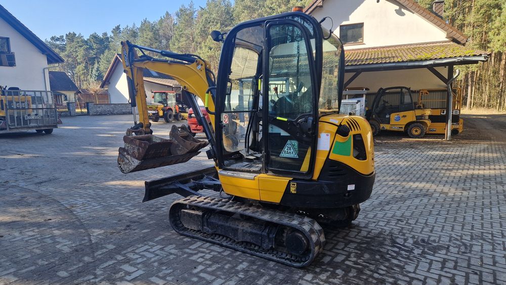 Minikoparka JCB 8026 z 2021 roku 3 łyżki bardzo ładna

Dane techniczne
