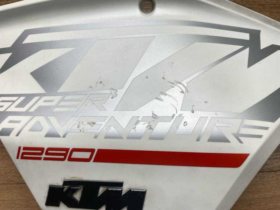 CARENAGEM LATERAL ESQUERDA PARA KTM 1290 DE 2016