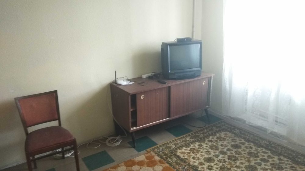Продам 2-х комнатную квартиру на Лазурном