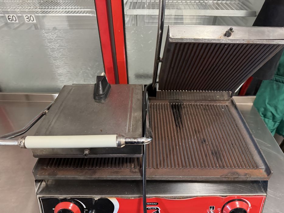 Прижимний  гриль Silver