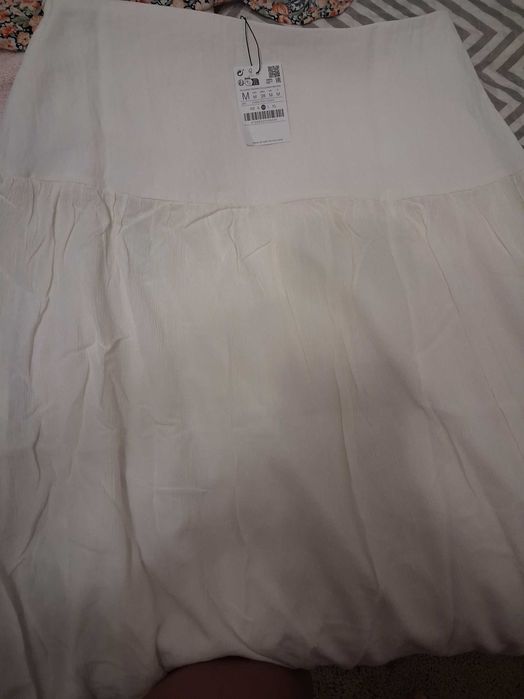 Saia midi BOHO Stradivarius