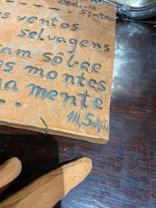 Azulejo Placa Sintra em Barro 20 cm Assinado Margarida Schimmelpfennig