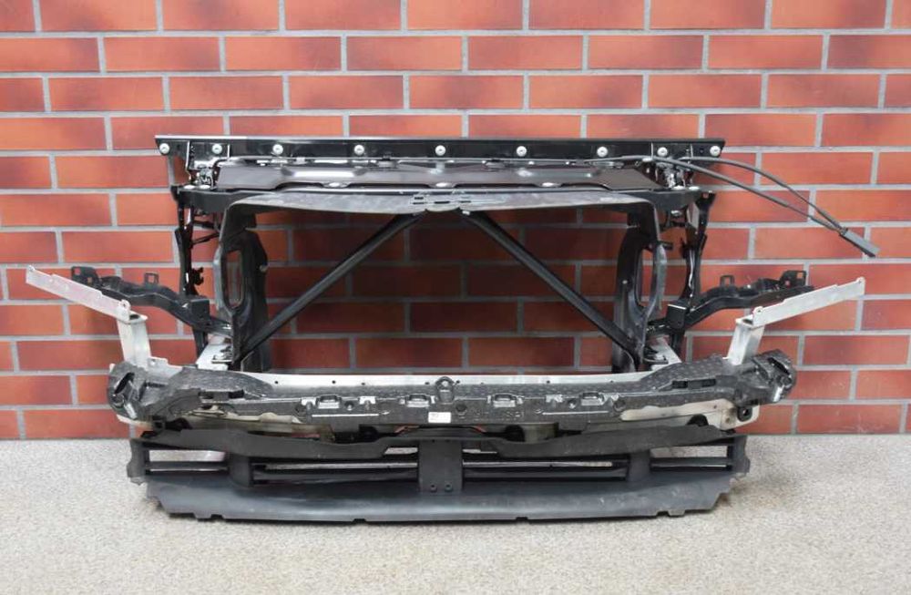 Підсилювач переднього бампера BMW X7G07 2018-2024рр рестайл, дорестайл