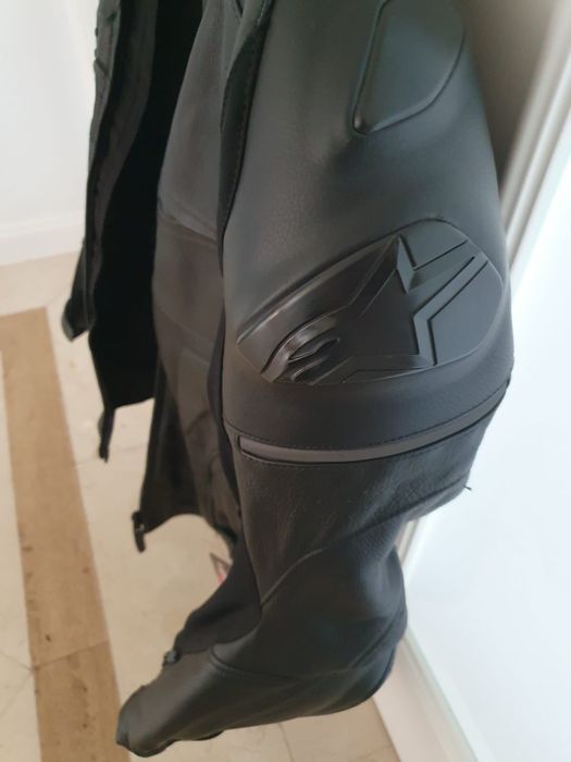 Vendo casaco moto pele preto alpinestar novo
