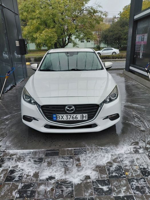 Продам Mazda 3