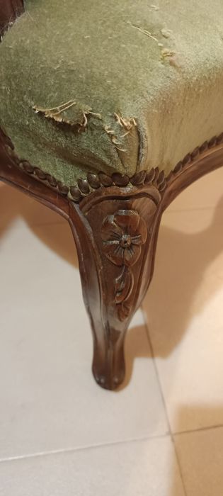 Cadeira antiga para restauro