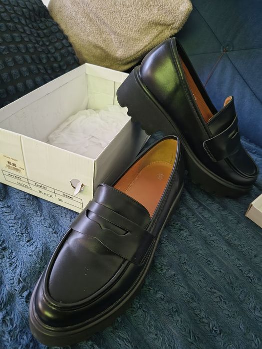 Buty damskie nowe rozmiar 38