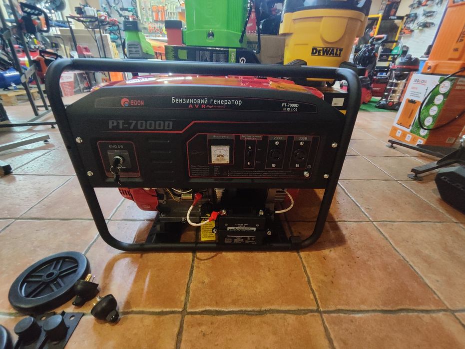 Бeнзинoвый гeнepaтop Edon PT-7000D/5.5кВт/100%медь/эл.старт/1фаза