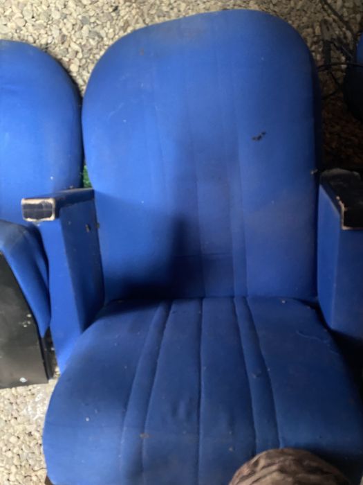 Fotel z teatru lalek