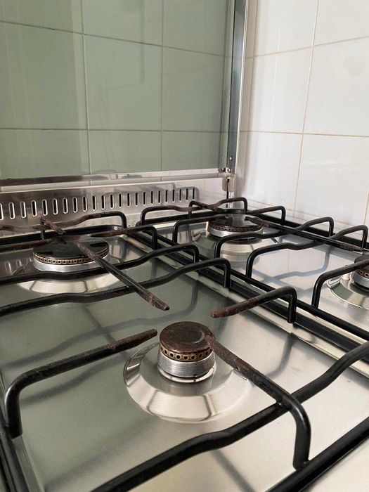 Fogão a gás natural 4 bicos com forno elétrico 60cm URGENTE