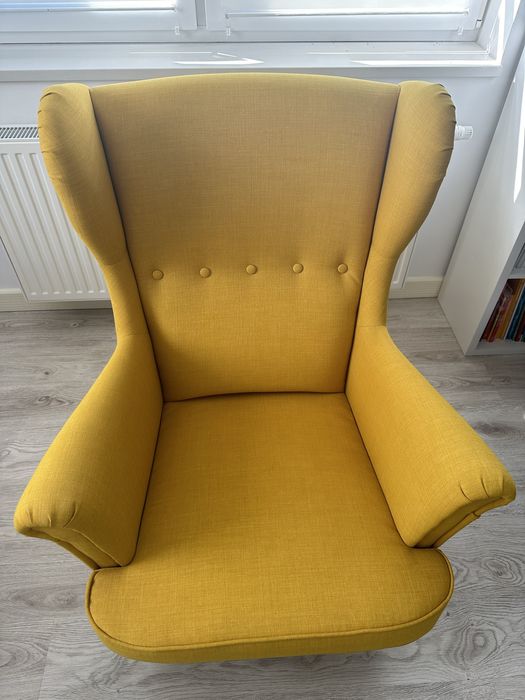 Fotel IKEA żółty uszak