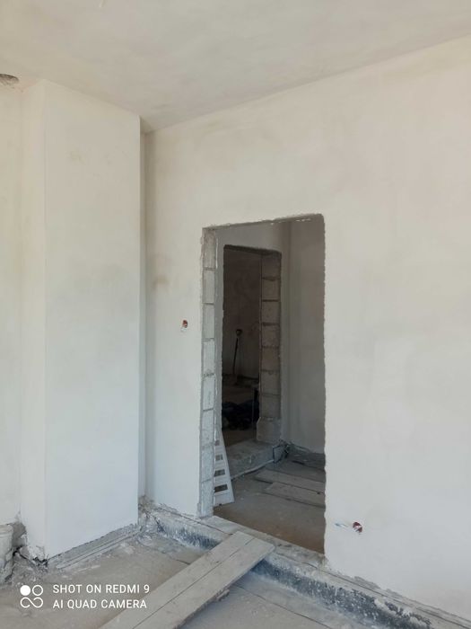 Tynki tradycyjne z betoniarki cementowo-wapienne