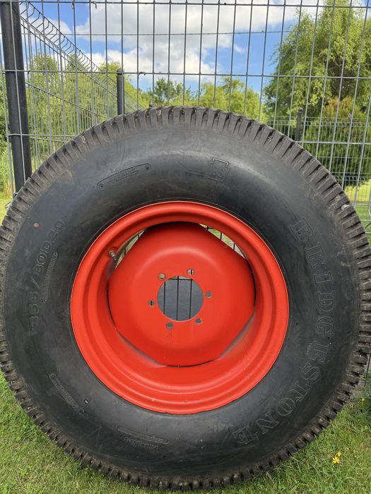 Kubota kola komplet 4 sztukido ciagnika
