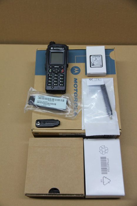 Radiotelefon MTP850 S  TETRA 380-430 MHz