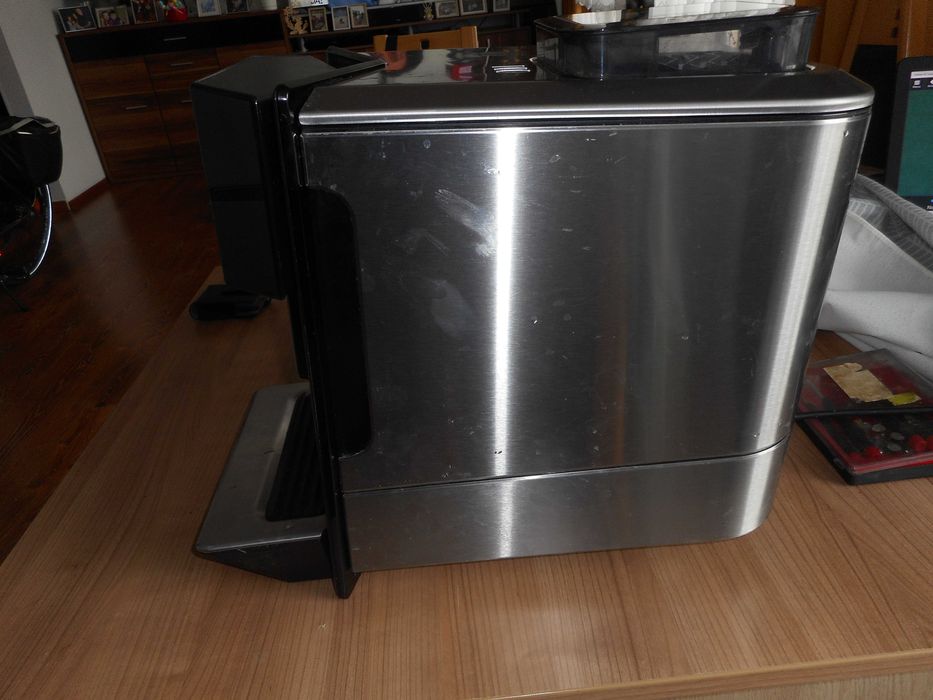 Super ekspres do kawy Siemens EQ9  s300