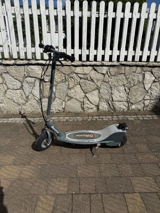 Hulajnoga Razor e300