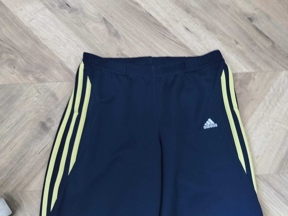 Adidas climalite Spodenki młodzieżowe 152 szorty  13-14lat luźne