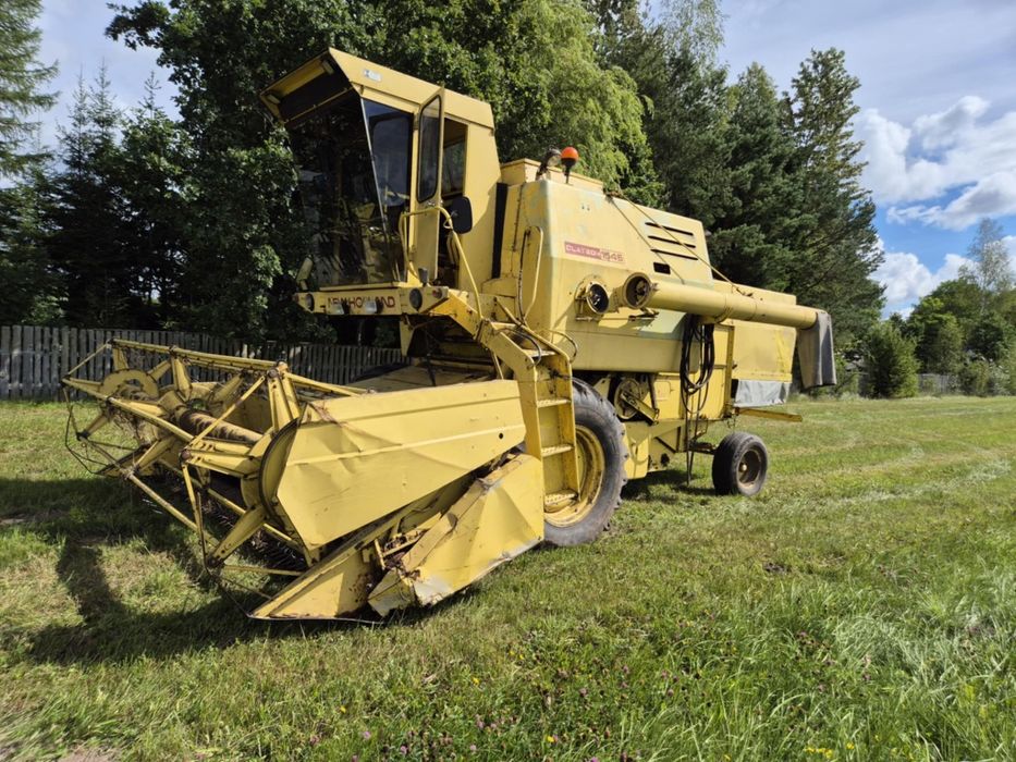 Kombajn new holland 1545