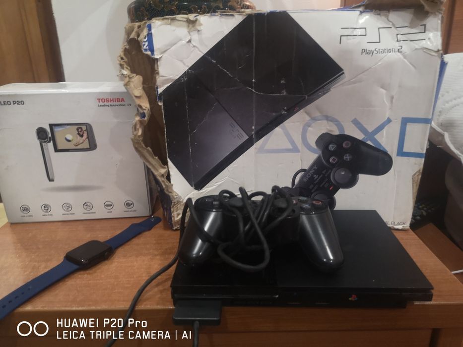 PS2 Console + Clock + Digital Video Camera64409146404609120
