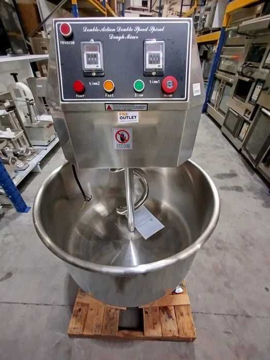 Amassadeira Espiral de 130L - NOVA