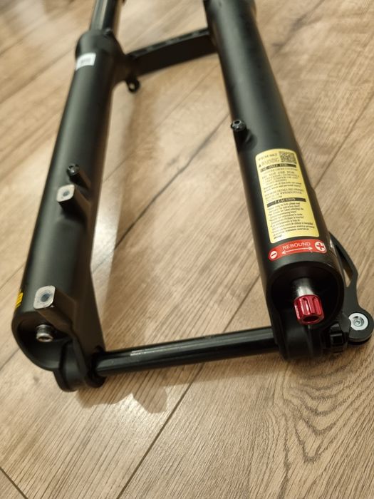 Amortyzator Suntour XCR 140 mm Air 29 Boost Enduro Dirt Rock Shox
