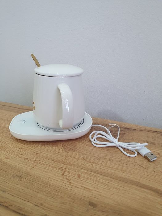 Podgrzewacz do kubków z kubkiem i łyżeczką USB