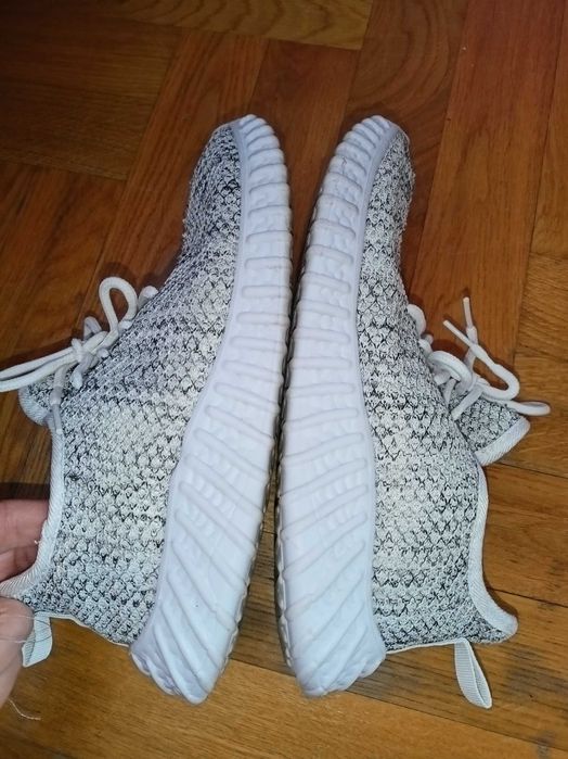 Buty sportowe 37 rozmiar