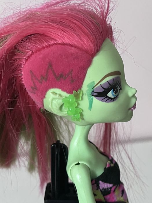 venus mcflytrap monster high