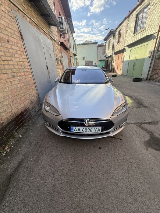 TeslaS 2015 60Kv