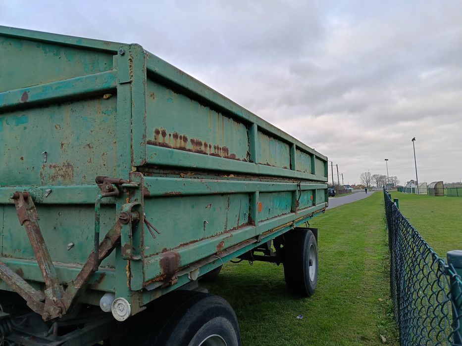 Burty do przyczepy hl 8011