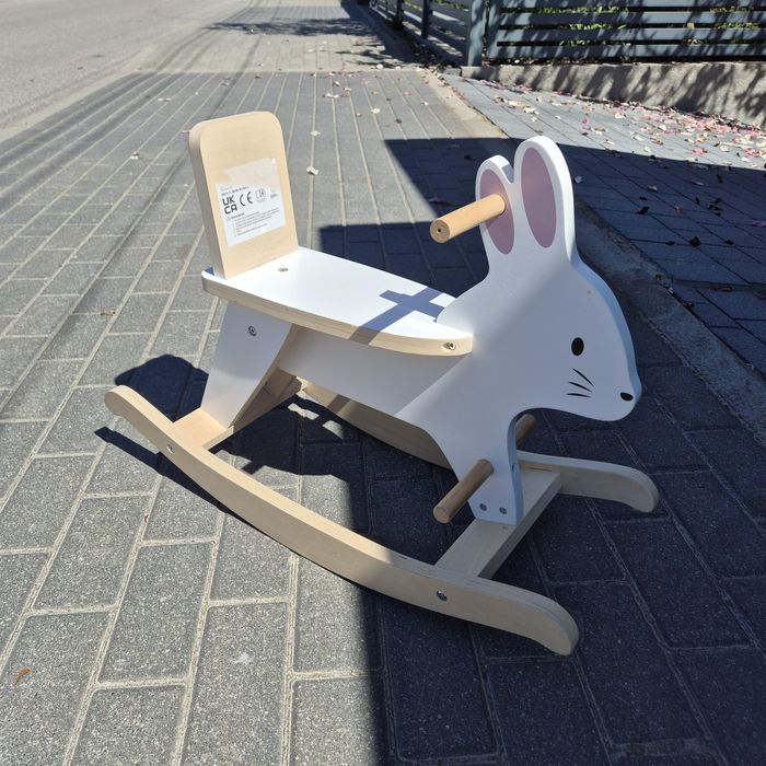 Konik (krolik) na biegunach Mamabrum