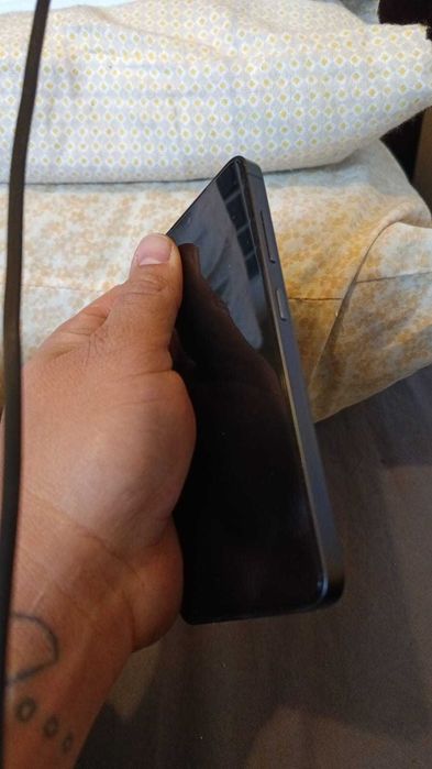 SAMSUNG S24 256G 2 meses de uso