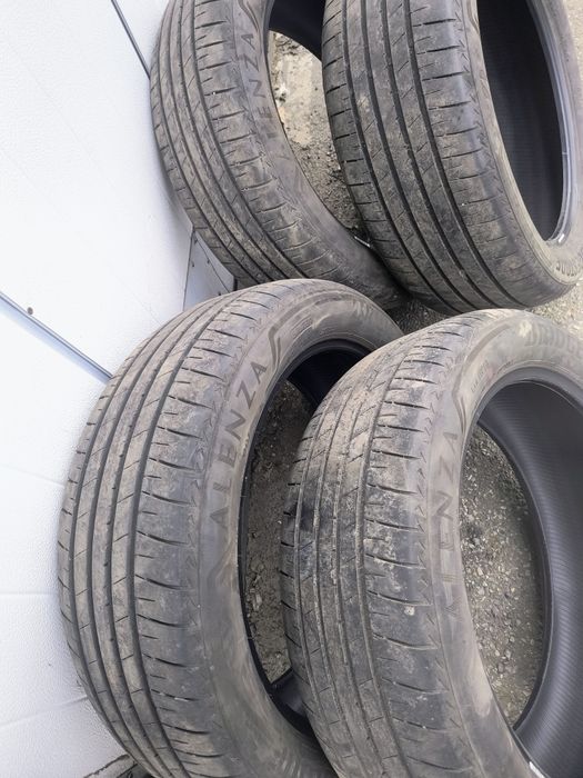 Opony letnie Bridgestone 235/50r20