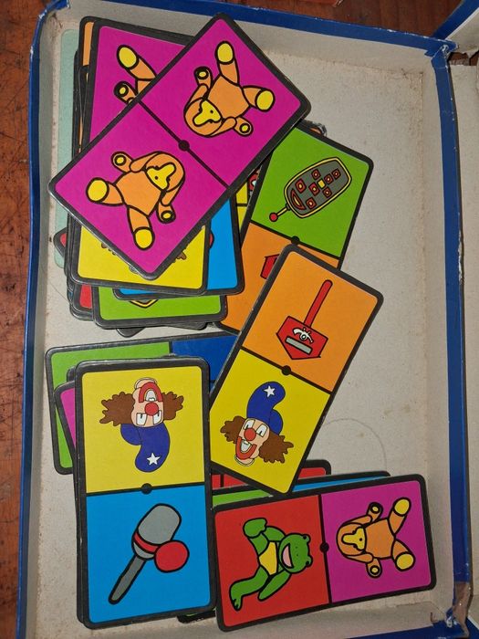 1€ todos brinquedos