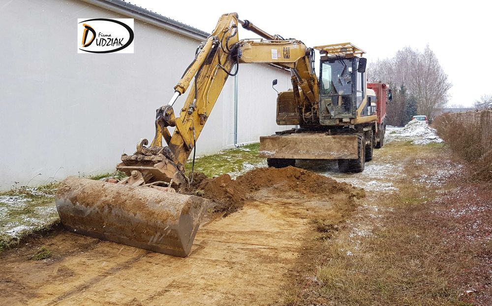 drogi,podjazdy,utwardzanie,wykopy,wyburzenia,gruz,piach,kruszywa
