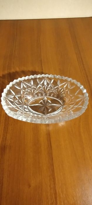 Криштальна-салатниця