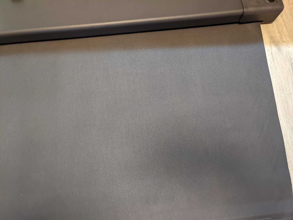 Шторка багажника Toyota Avensis Т250 универсал