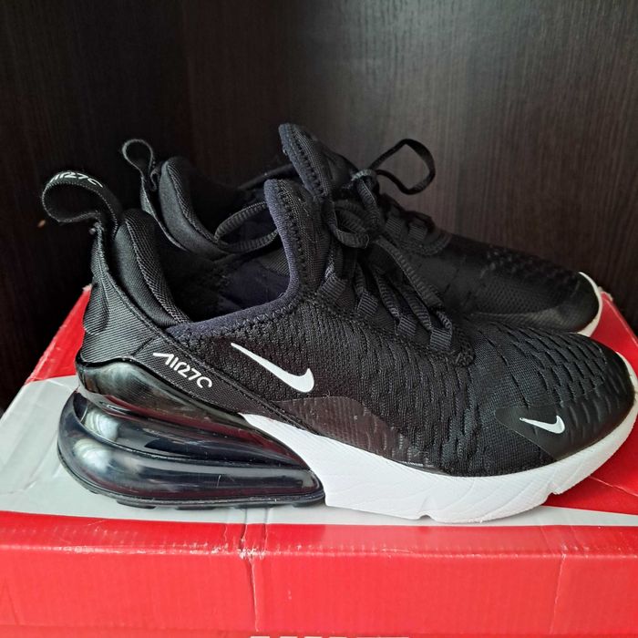 Кросівки Nike Air Max 270