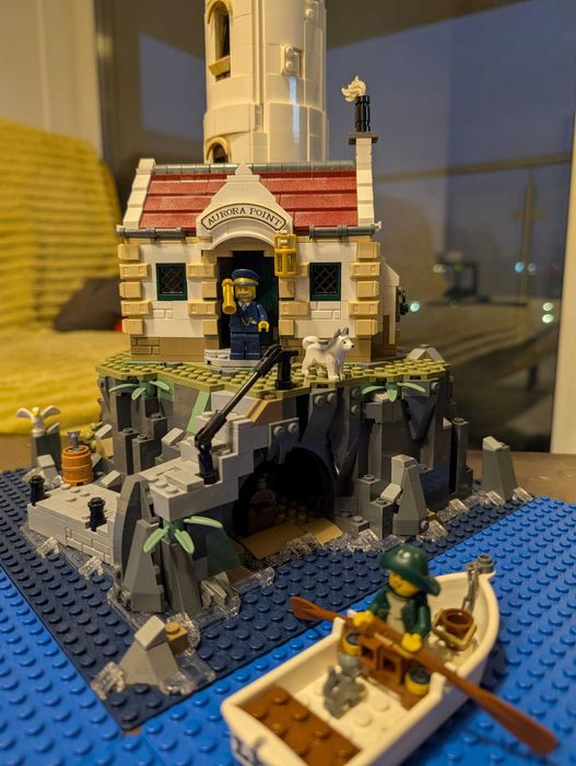 Kolekcja ZESTAWÓW LEGO 10320 + 21335 + 75640 + 10354